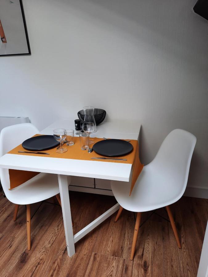Superbe Appartement Pour 2, Au Coeur De L'Ariege! Ussat Exterior foto